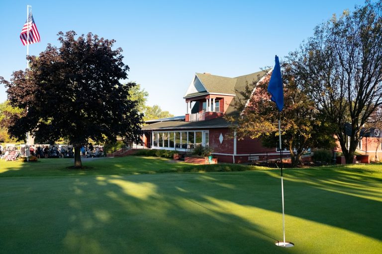 3788 manistee golf country club 768x512