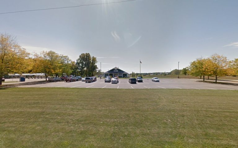 3802 glenkerry golf course 768x480