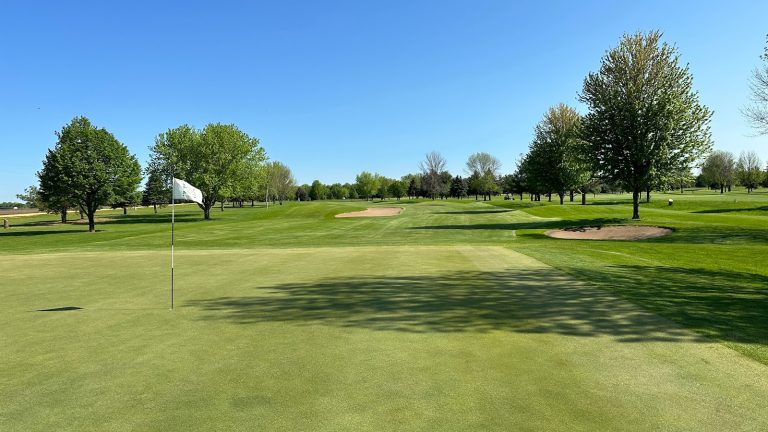 4035 emerald greens golf course 768x432