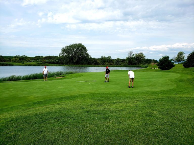 4047 lake pepin golf course 768x576