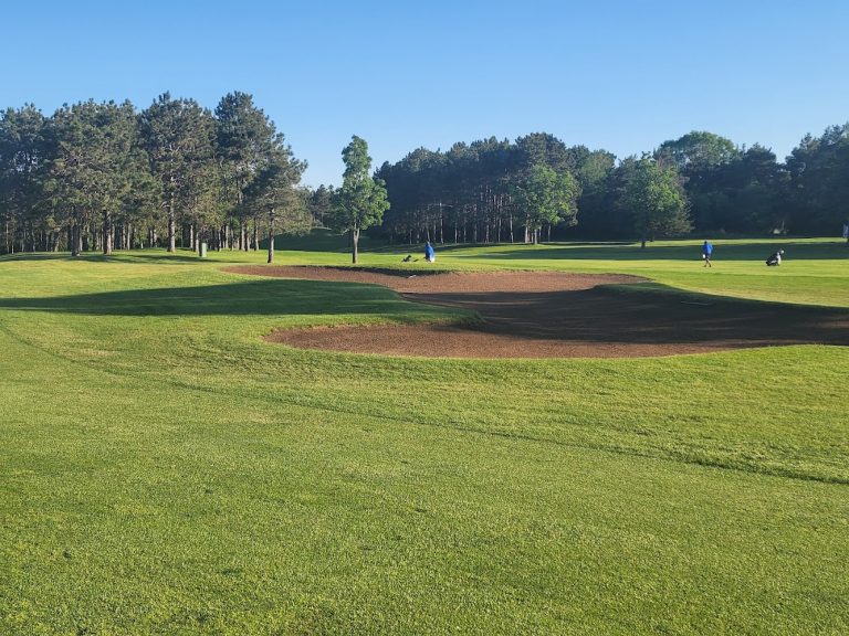 4078 river oaks golf course and event center 768x576