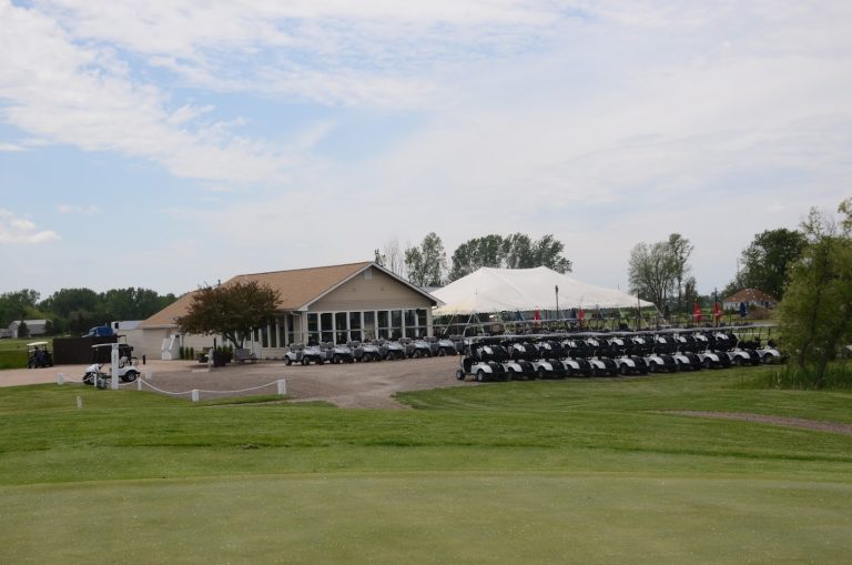 4463 country drive golf course ashland nebraska 768x509