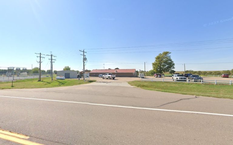 4465 lakeside country club elwood nebraska 768x480