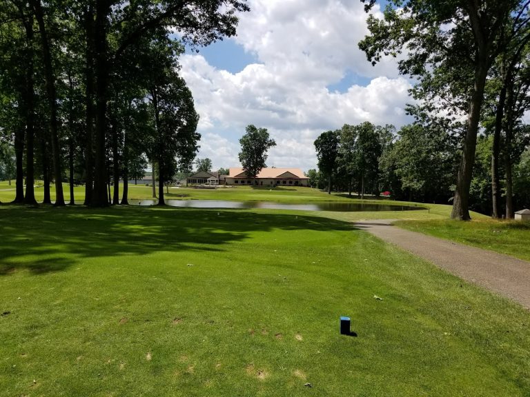 5444 chenoweth golf course banquet facility akron ohio 768x576