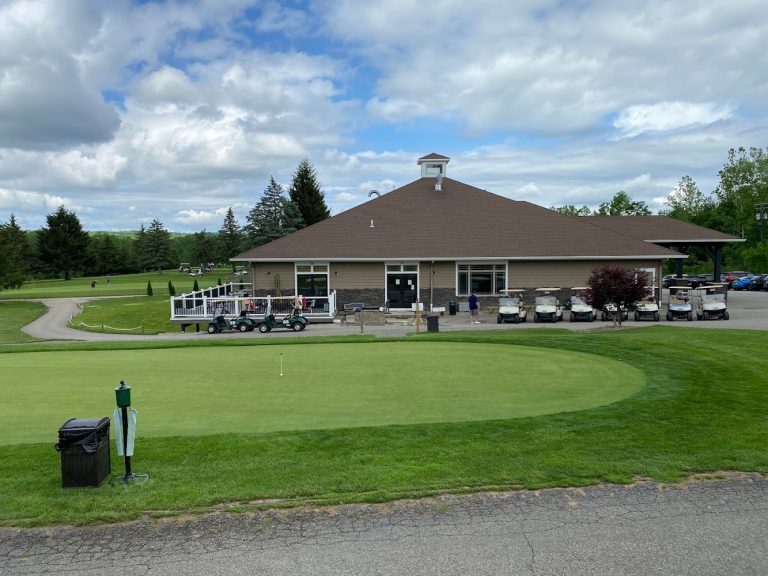 5493 valleaire golf club hinckley ohio 768x576