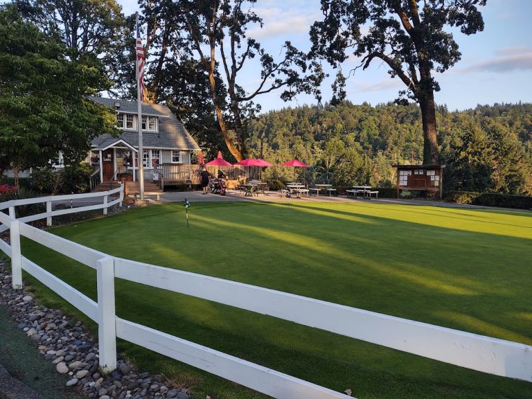5664 sah hah lee golf course clackamas oregon 768x576