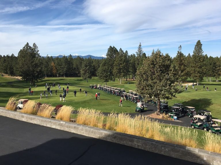 5704 awbrey glen golf club bend oregon 768x576