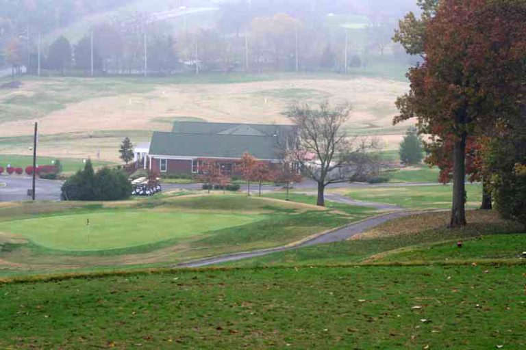 6418 country hills golf club hendersonville tennessee 768x512